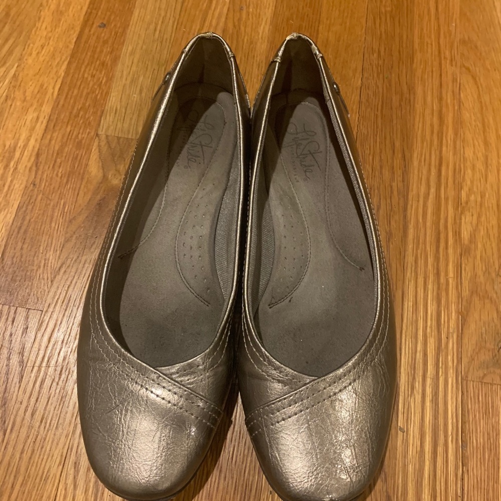 Soft spot pewter flats size 9.5